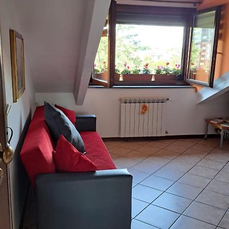 Casa Paola - Stazione 400 Mt - Free Wifi Daire Arcore Dış mekan fotoğraf